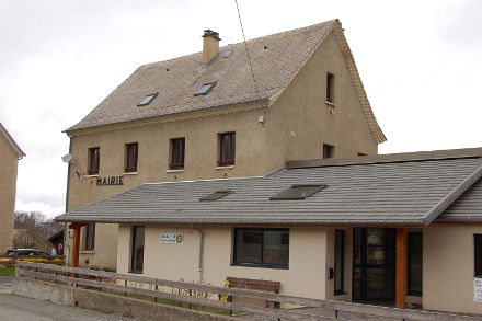 La mairie du Forest-Saint-Jullien
