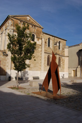 Sur le parvis de la cathédrale...