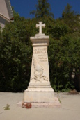 Le Monument aux morts de La Cluse