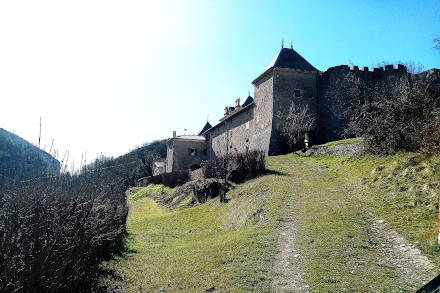 Montez au château