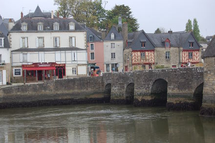 Le pont de Saint Goustan