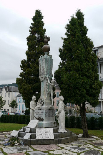 Le Monument aux Morts<br />© pixbynot - Ville de Bagnères-de-Bigorre