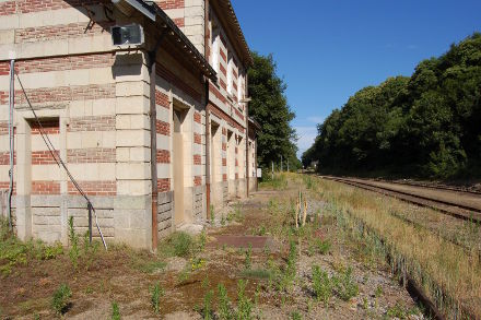 la gare de Baud