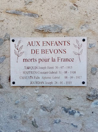 À nos Morts...