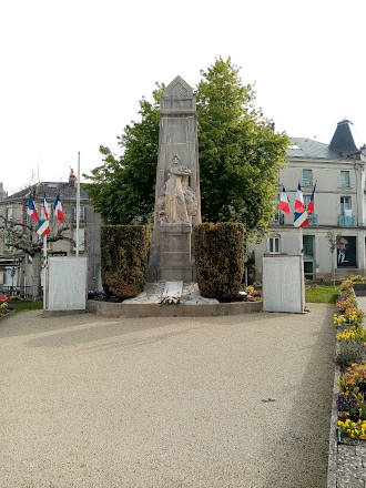 Le monument aux morts