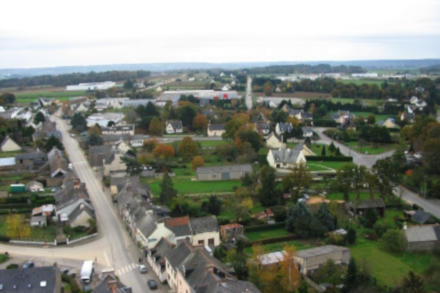 Le bourg vu du clocher... Pourvu que les cloches...