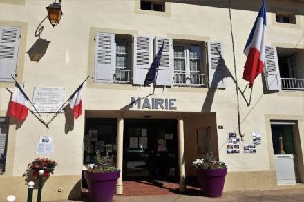 La Mairie de Cerdon