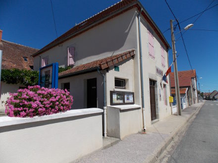 La mairie de Cesset