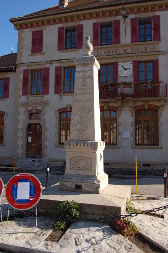 Le monument aux morts