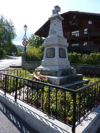 Le Monument aux Morts