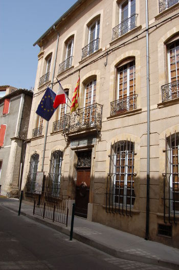 La Mairie de Cucuron