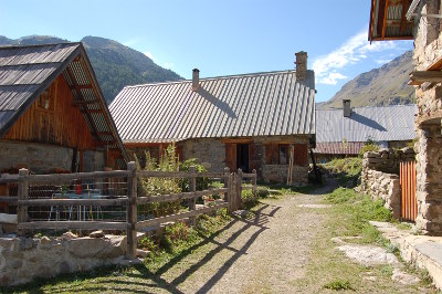 Balade au village de Dormillouse