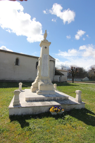 Le Monument aux Morts