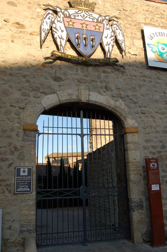 Le Château des Archevêques...