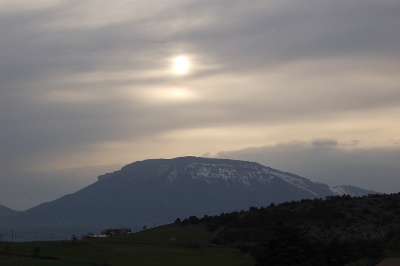 Ce jour, le ciel était voilé...