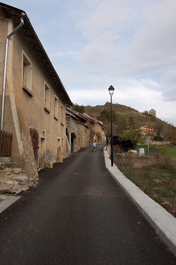 La ruelle était pentue...