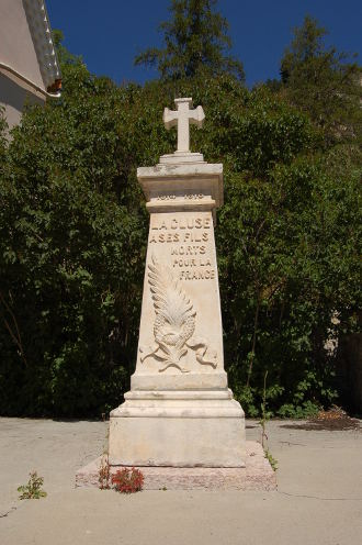Le monument aux morts