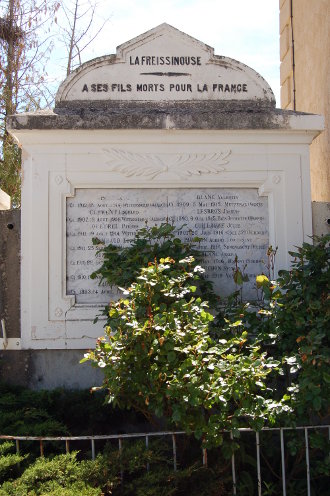 Le Monument aux Morts