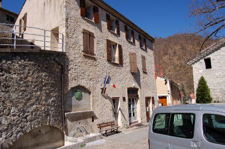 La mairie de <strong>Laborel</strong>