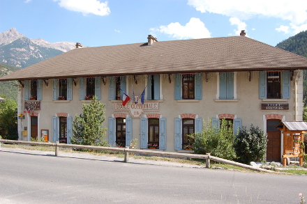 La mairie des <strong>Vigneaux</strong>