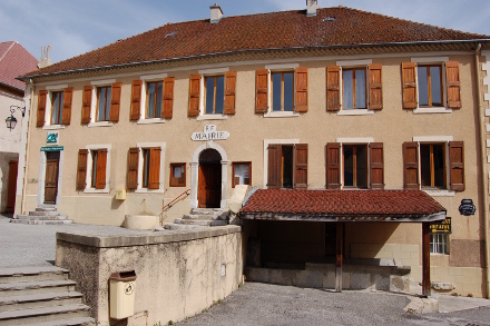 La Mairie de <strong>Lus</strong>