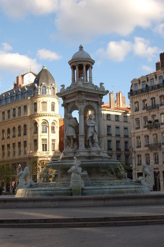 Place des Jacobins...