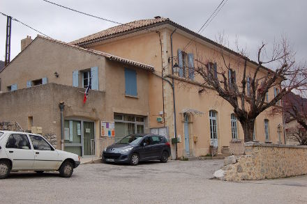 La mairie de <strong>Mévouillon</strong>