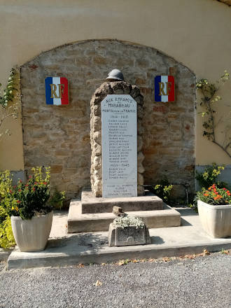 Le Monument aux Morts