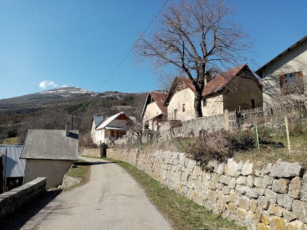 Creyers et habitat en terrasses