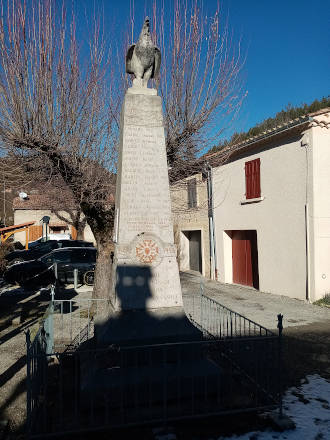 Le Monument aux Morts