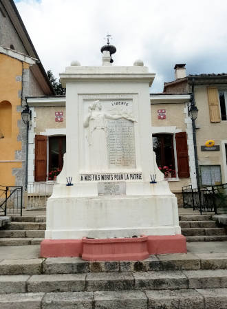 Le Monument aux Morts