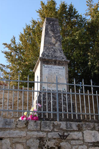 Le Monument aux Morts