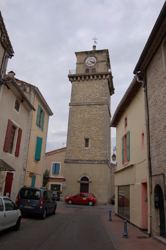 Ciel plombé sur la tour de l'horloge...