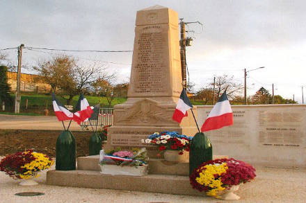 Le Monument aux Morts