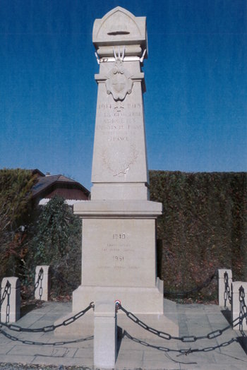 Le Monument aux Morts