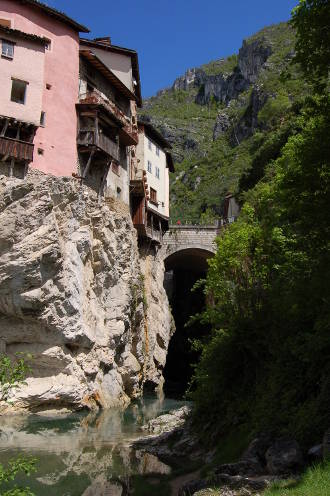 Les gorges du <strong>torrent de la Bourne</strong>