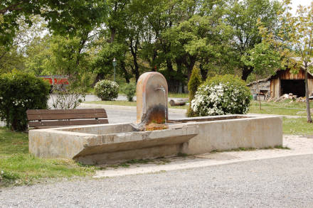 Fontaine et lavoir