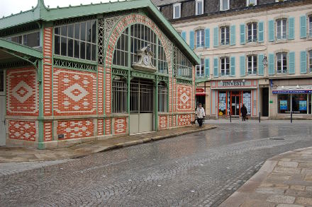 Les halles étaient fermées...