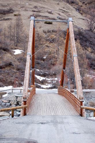 Le petit pont de bois...