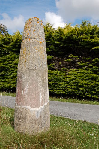 La stèle cannelée de Kerveltre