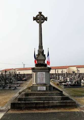 Le Monument aux Morts