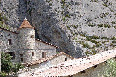 A l'abri des rochers