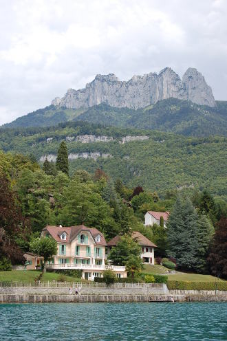 Bords de lac  à  <strong>Talloires</strong>