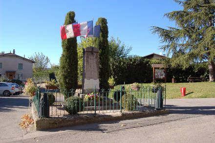 Le Monument aux Morts