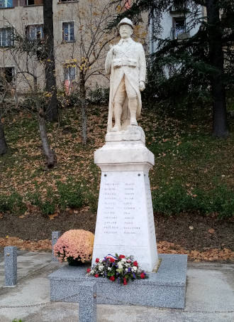 Le Monument aux Morts