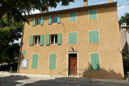 La mairie de <strong>Villefranche-le-Château</strong>